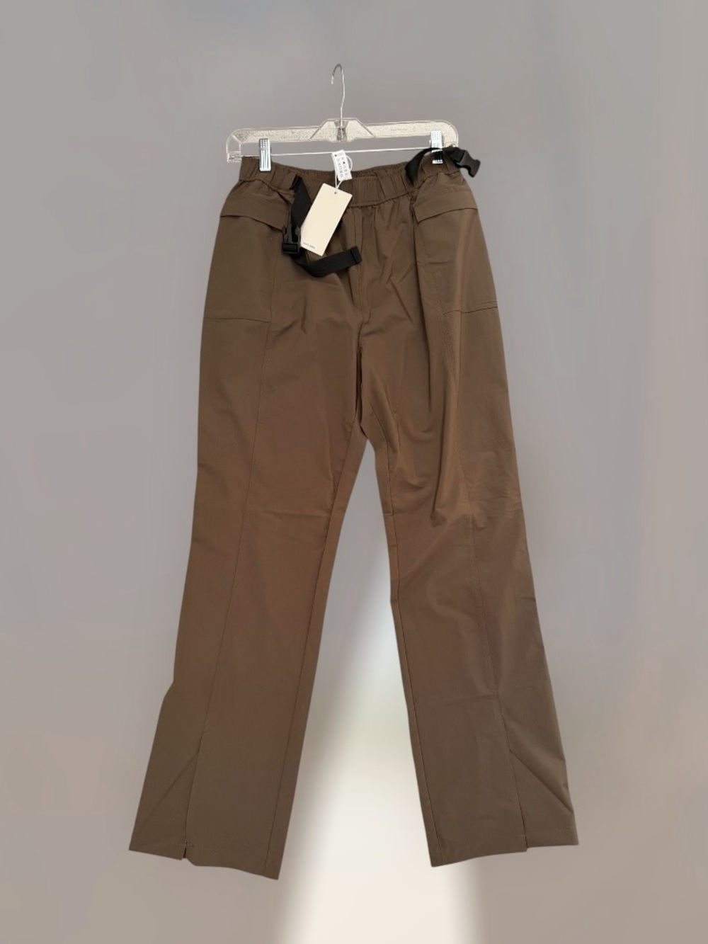 NWT Halara High-Waisted Waterproof Hiking Cargo Pants